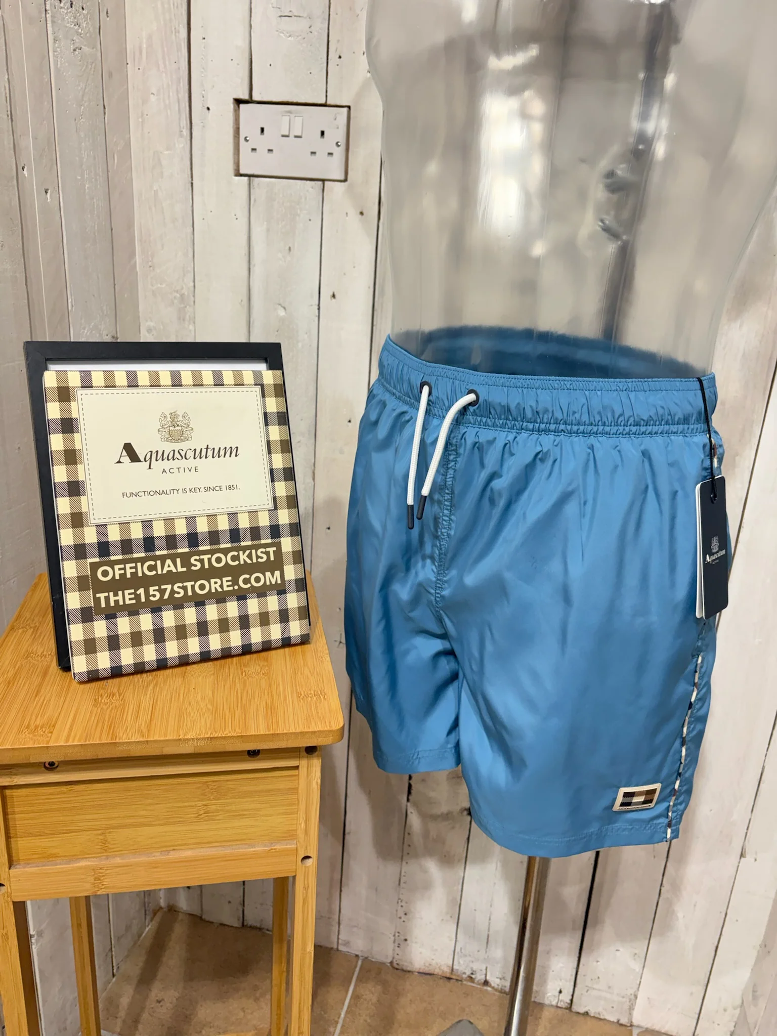 Aquascutum 2026 Club Check Piping Beach Shorts - Avio Blue