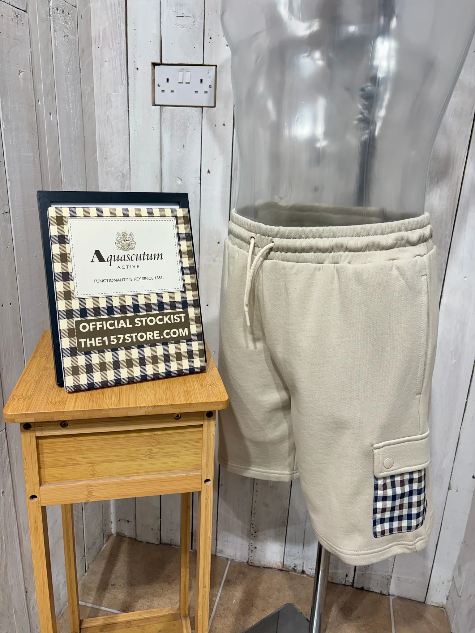 Aquascutum 2026 Lamina Pocket Shorts - Beige
