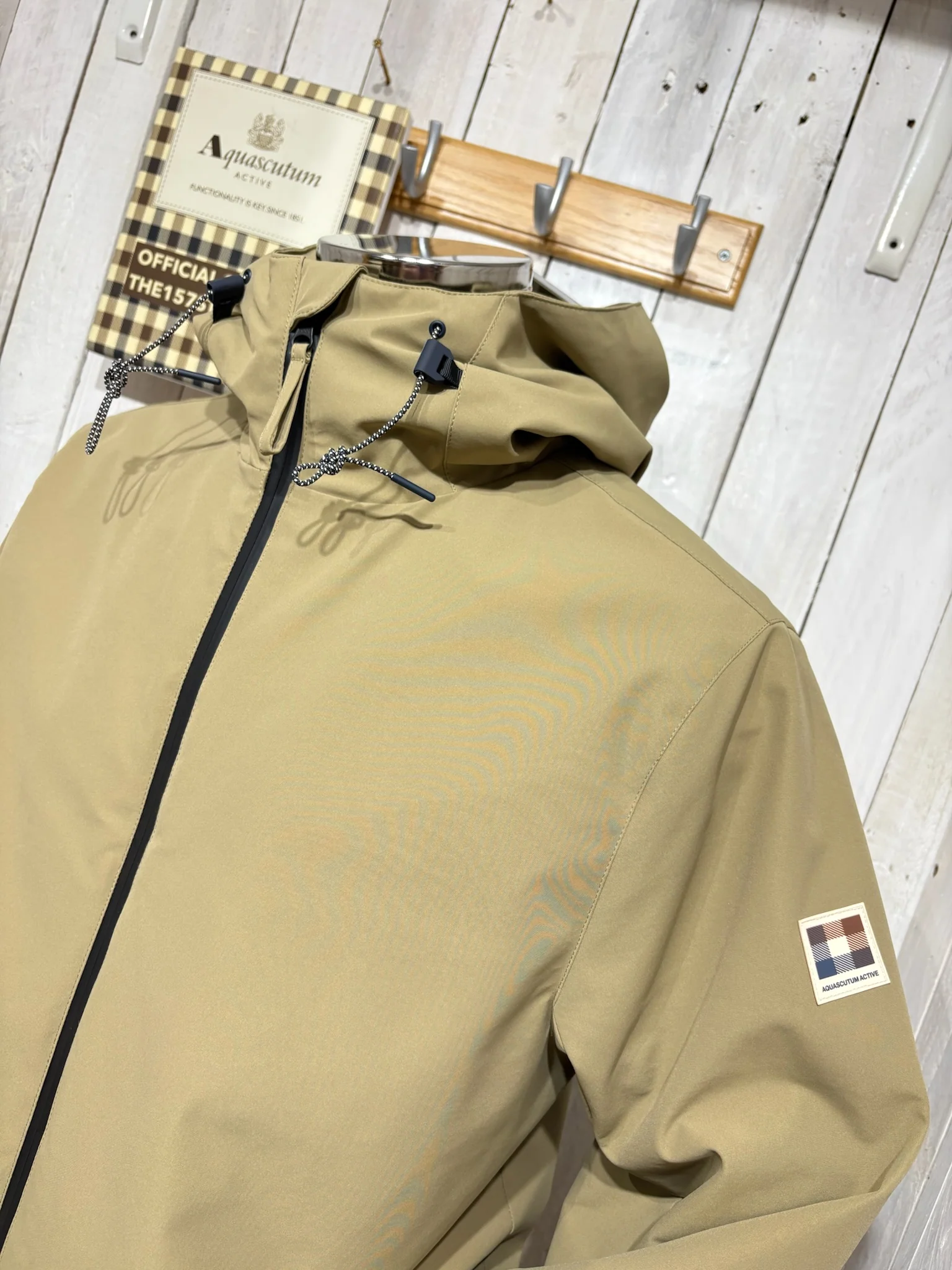 Aquascutum AW25 Primaloft Mid Parka - Khaki Sand (NEW BIGGER FIT) - Image 3