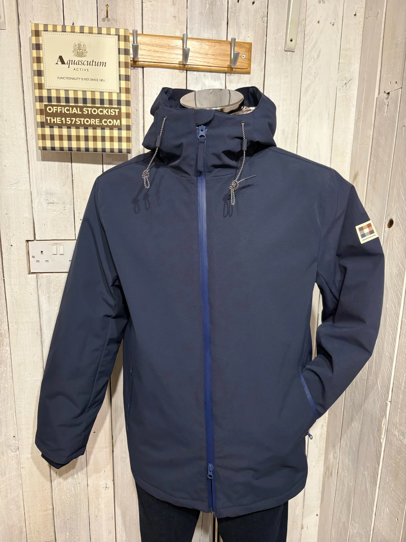 Aquascutum AW25 Primaloft Mid Parka - Navy (NEW BIGGER FIT)