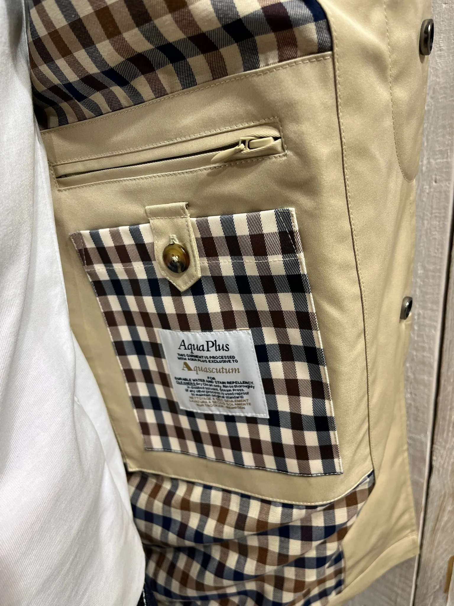 Aquascutum Iconic Caban Mac - Beige - "Just a different class". - Image 9