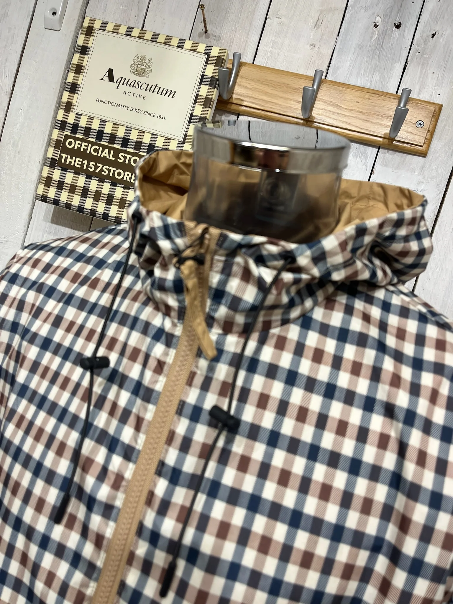 Aquascutum Reversible Terrace Jacket - NEW 2026 - Khaki/sand or Aqua Check - Image 4
