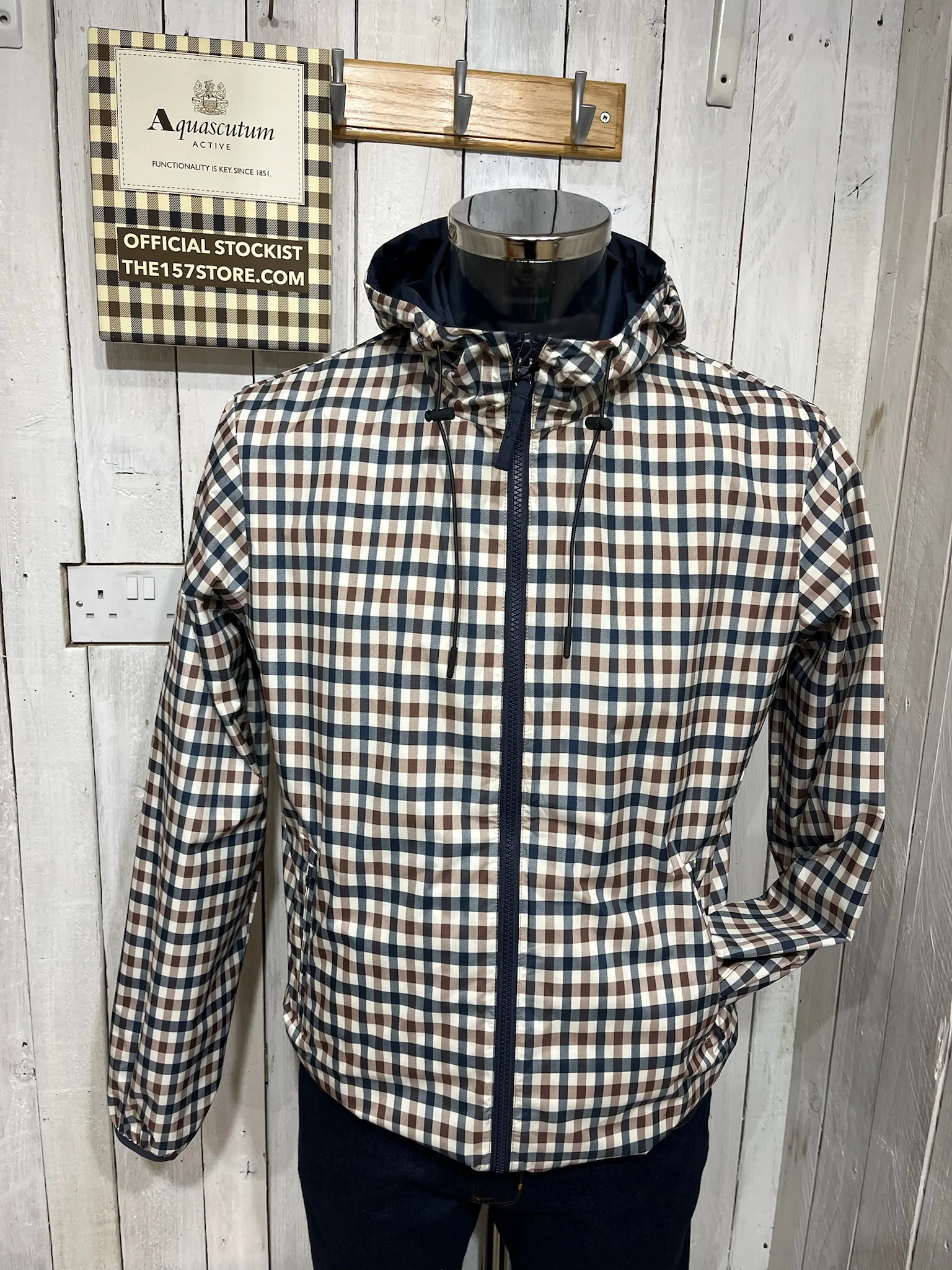 Aquascutum Reversible Terrace Jacket - NEW 2026 - Navy or Aqua Check - Image 3