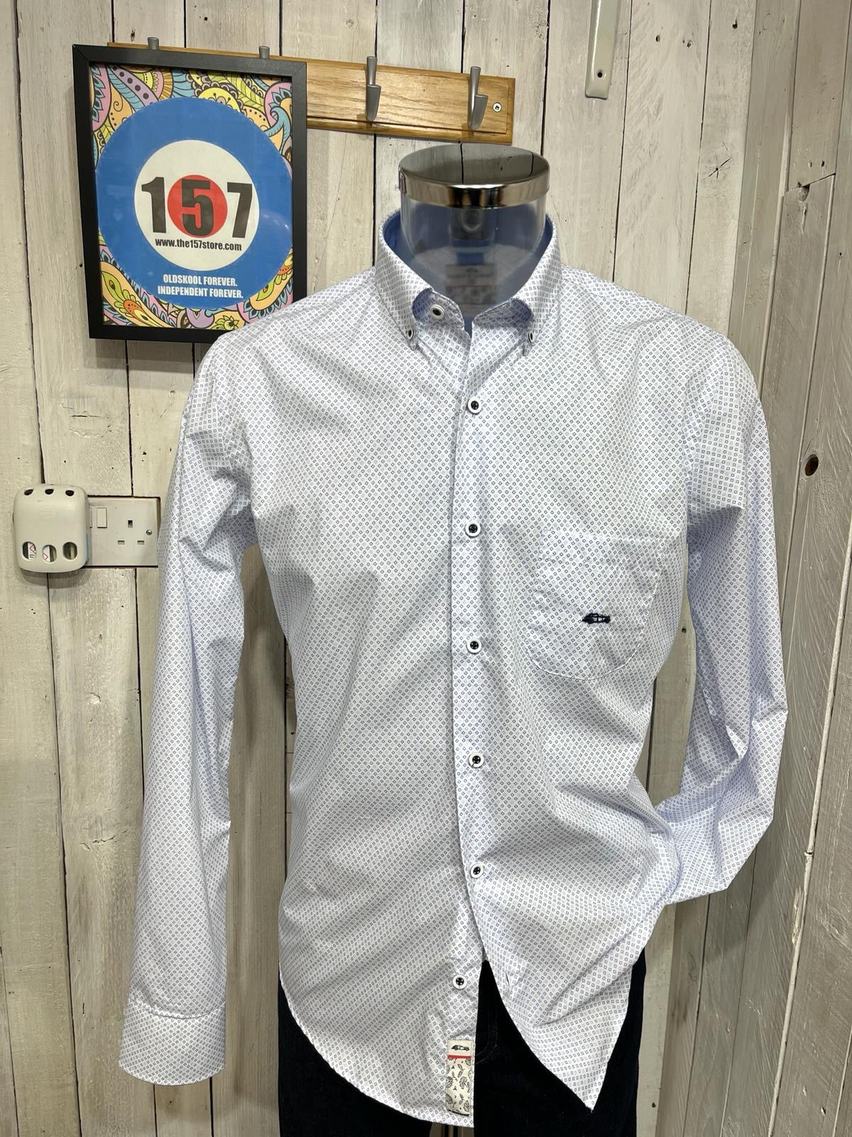 Dario Beltran Zaidin Diamond Shirt - White - Image 3