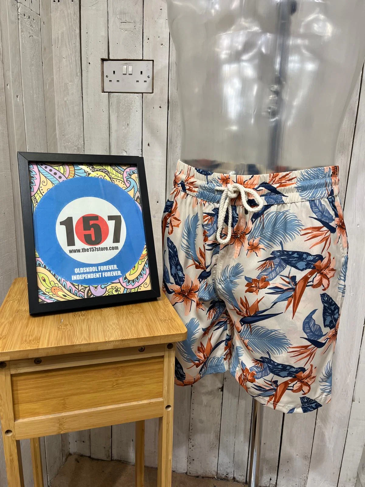 Eastside Tropical Shorts - Stone