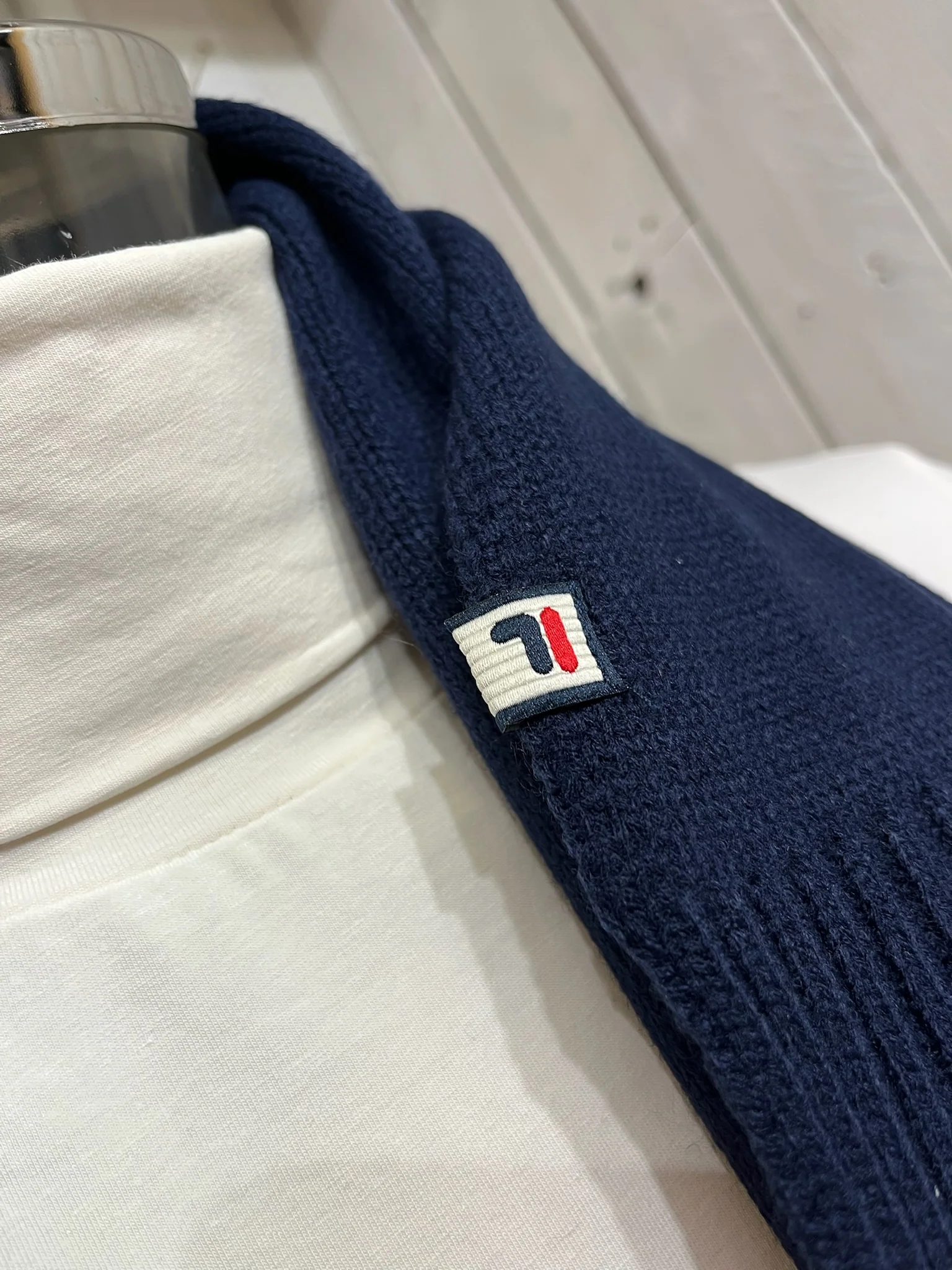 Fila Ceri Scarf - Fila Navy - Image 2