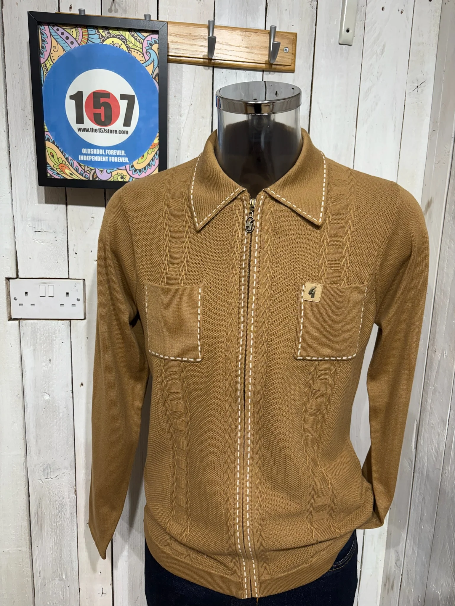 Gabicci '100 Club' Serge Zip Knit - Nutmeg (157 Exclusive)
