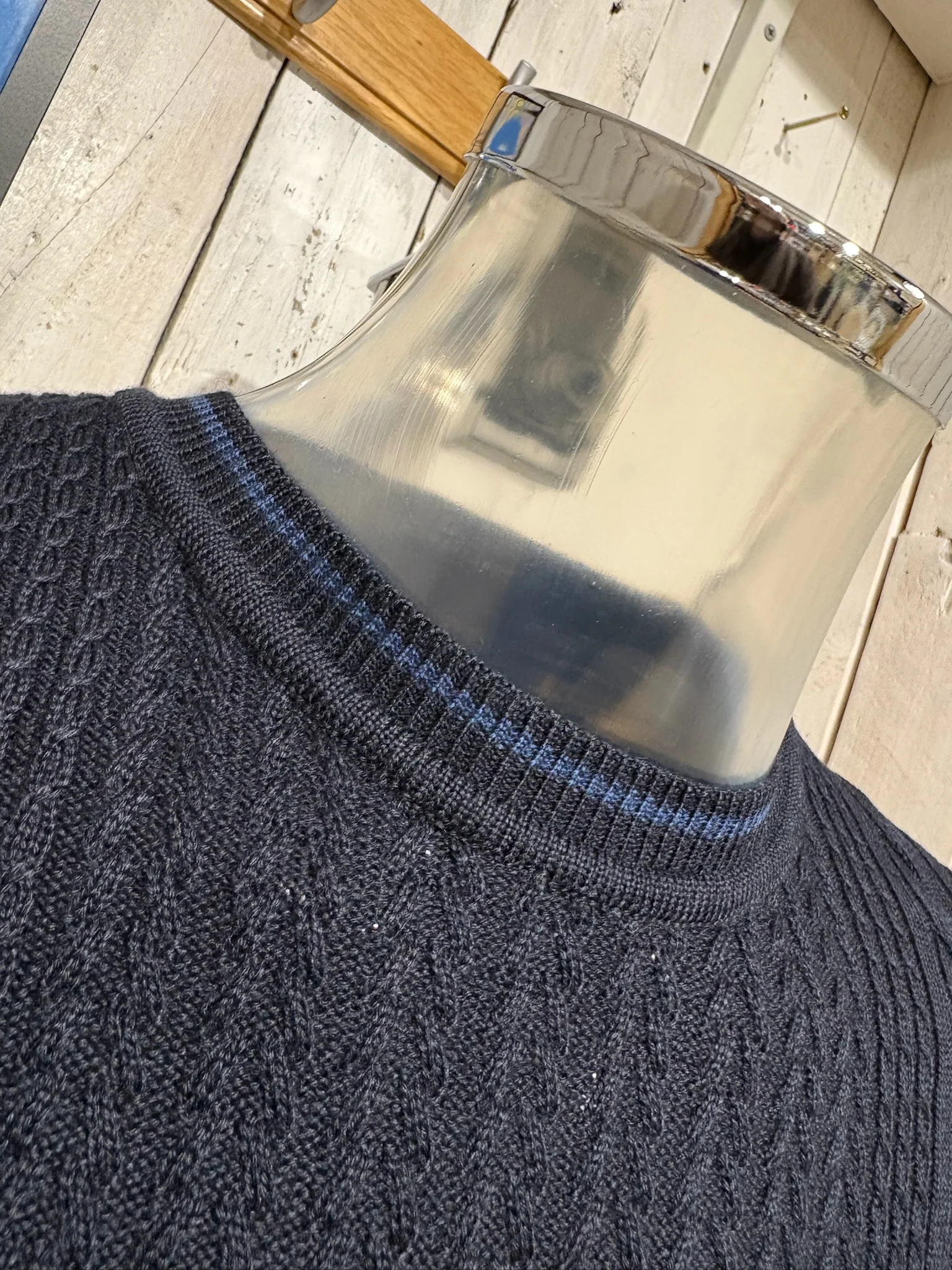 Gabicci Classic Regular Fit Knit - M08 Navy - Image 3