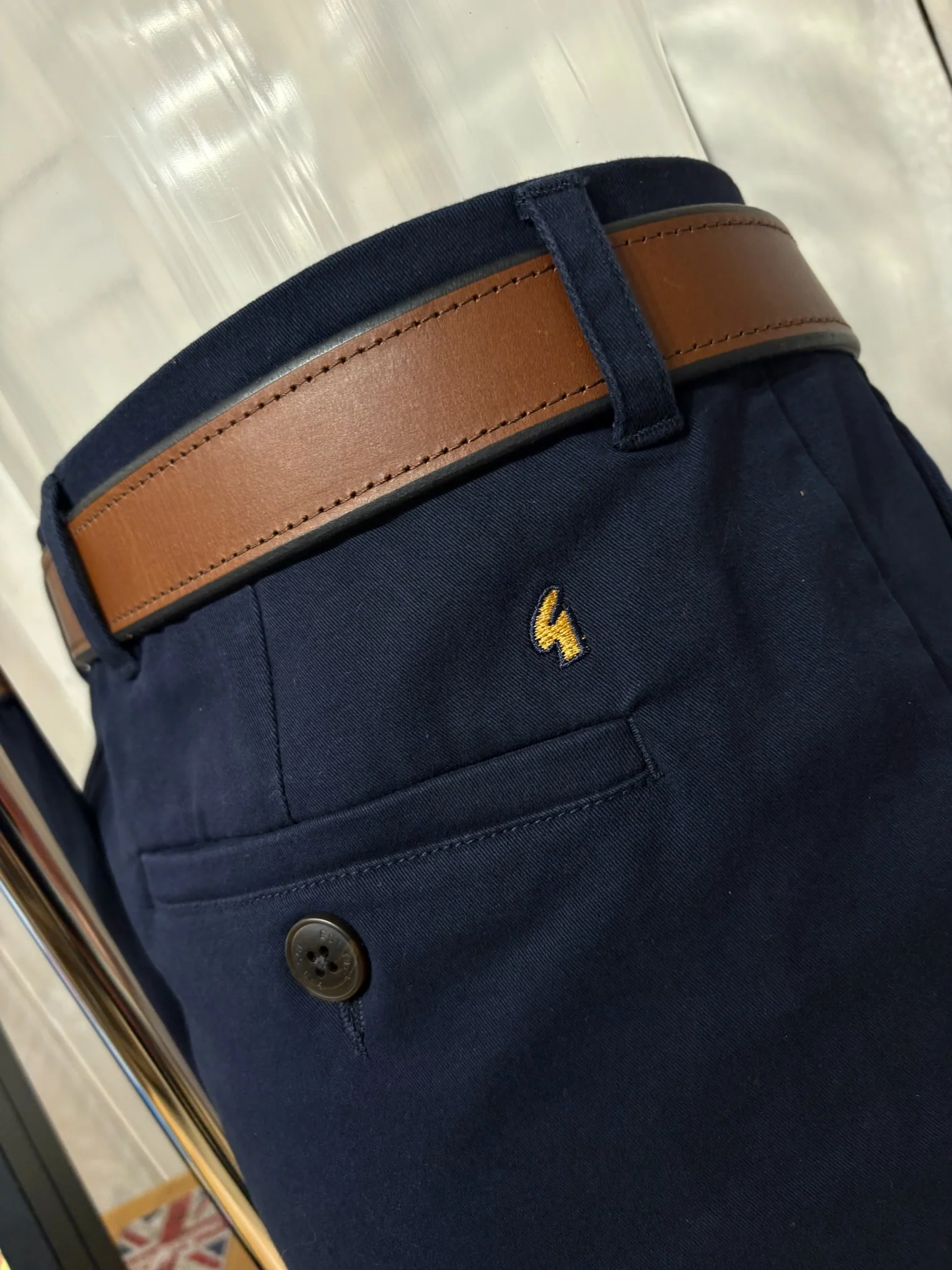 Gabicci Classic Stretch Chino Shorts - Navy SS26 - Image 3