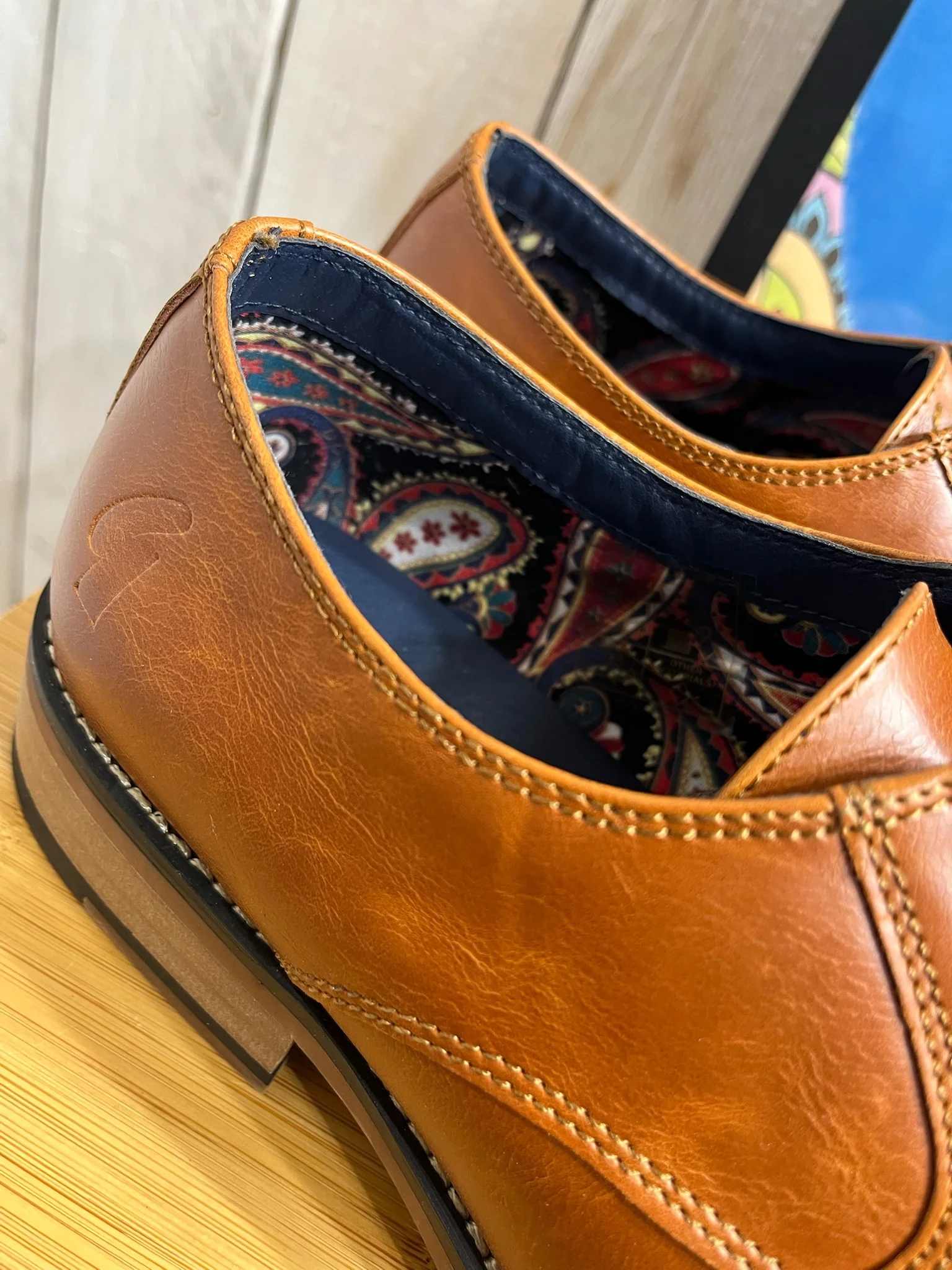 Gabicci Peel Pinhole Shoes - Tan - Image 3