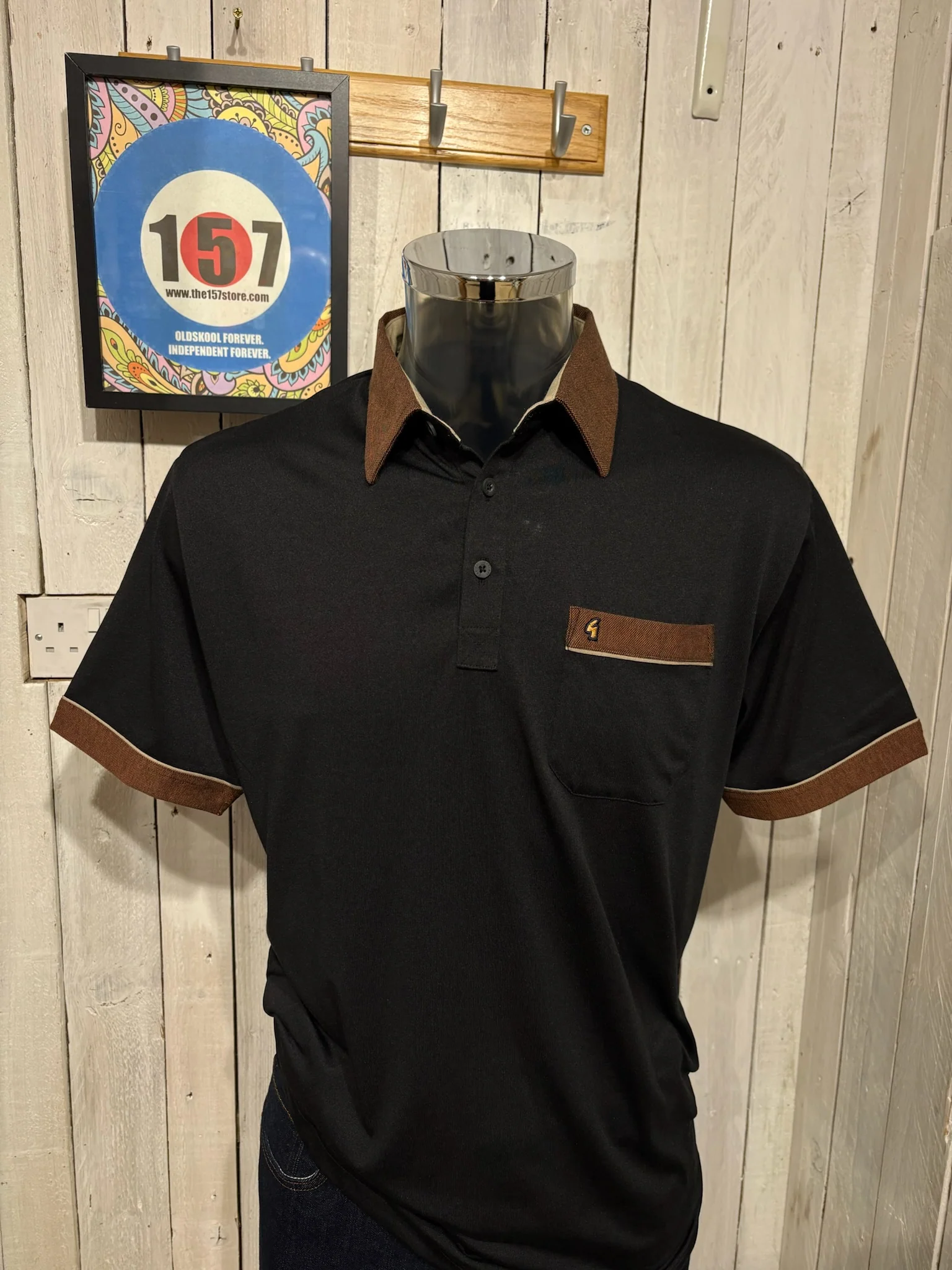 Gabicci Regular Fit X11 Polo - Black