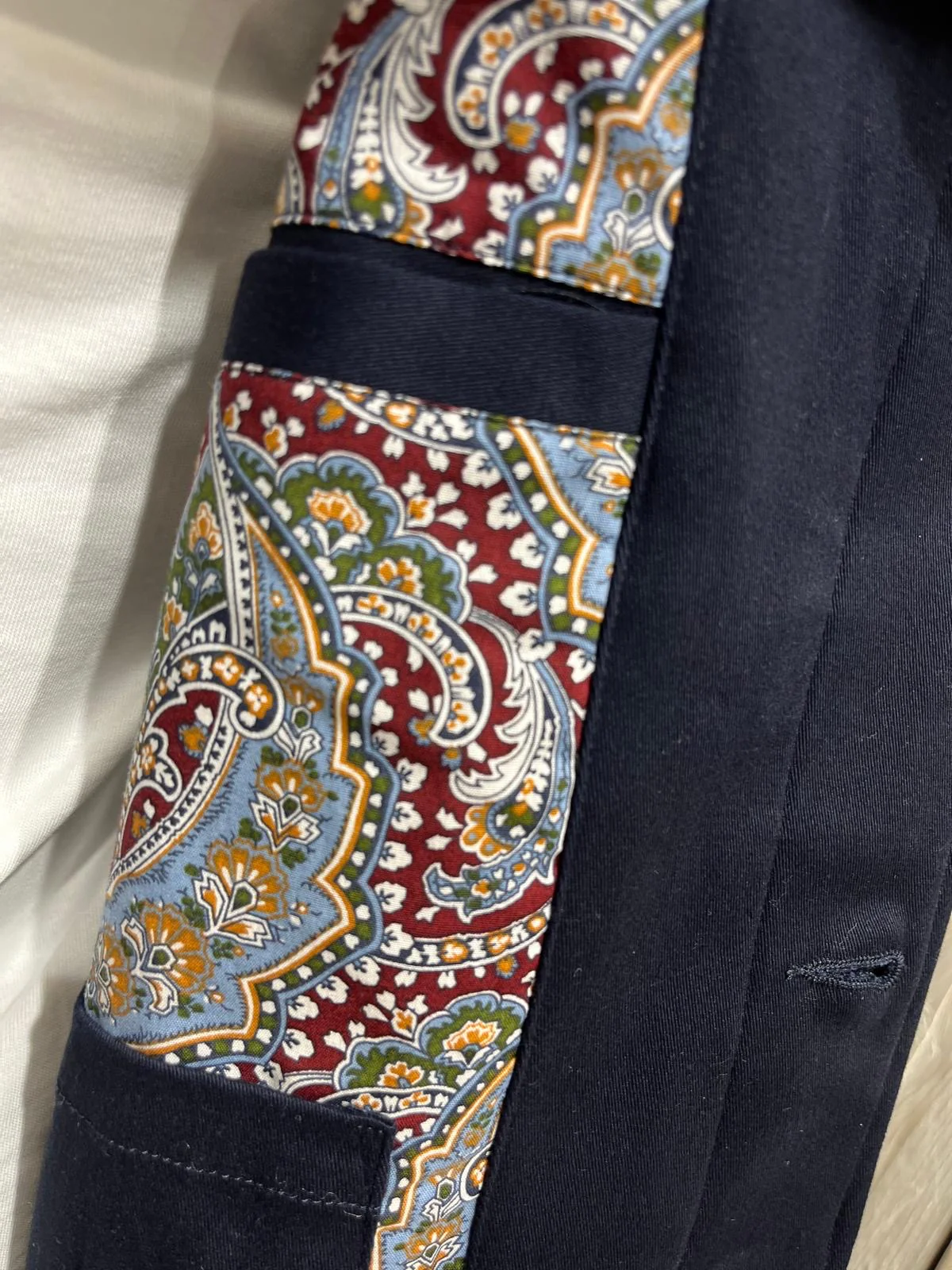 Gabicci Vintage Brushed Cotton Mac - Navy (Paisley Lined) - Image 4