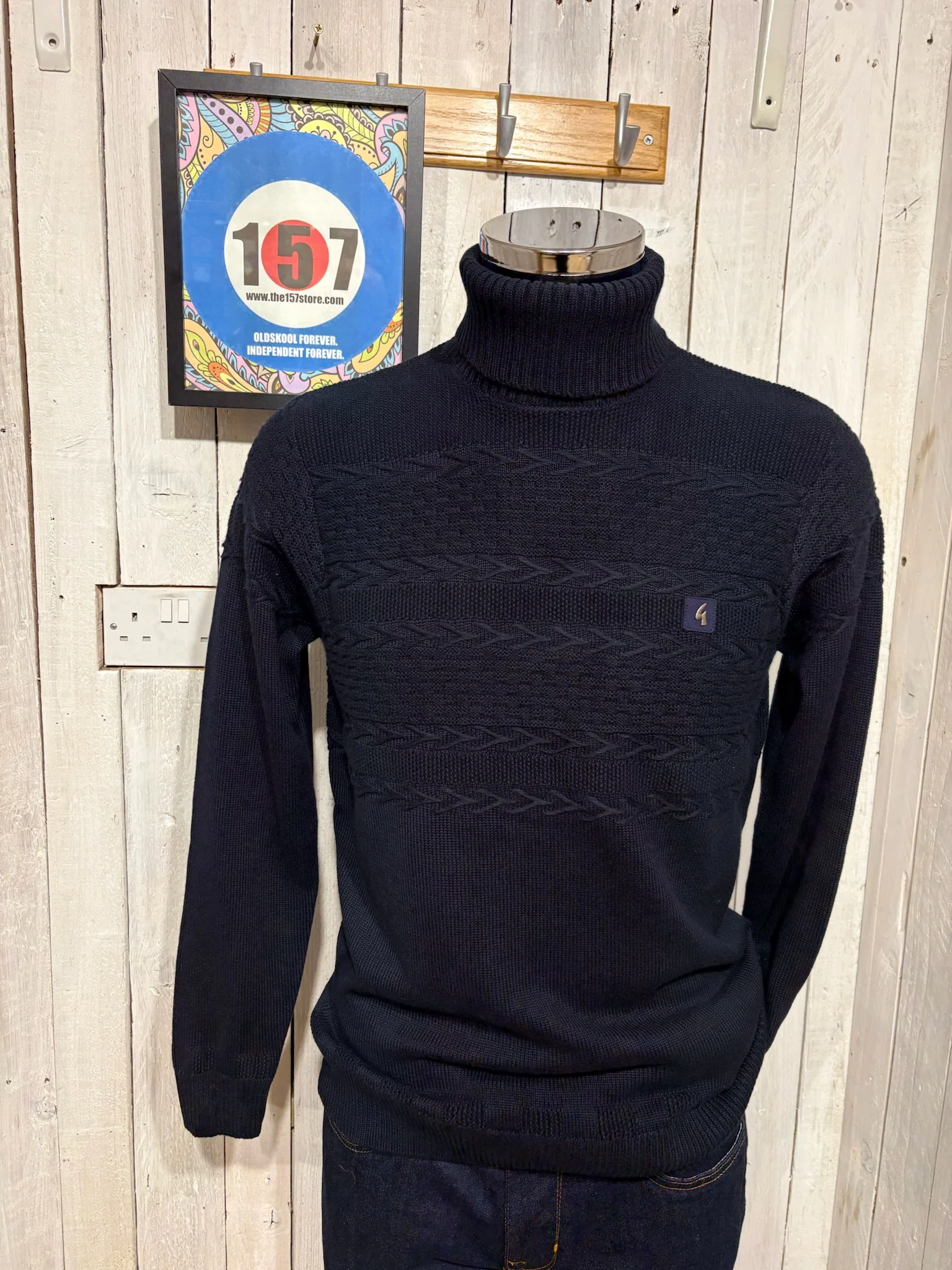 Gabicci Vintage Emilio Roll Neck - Navy