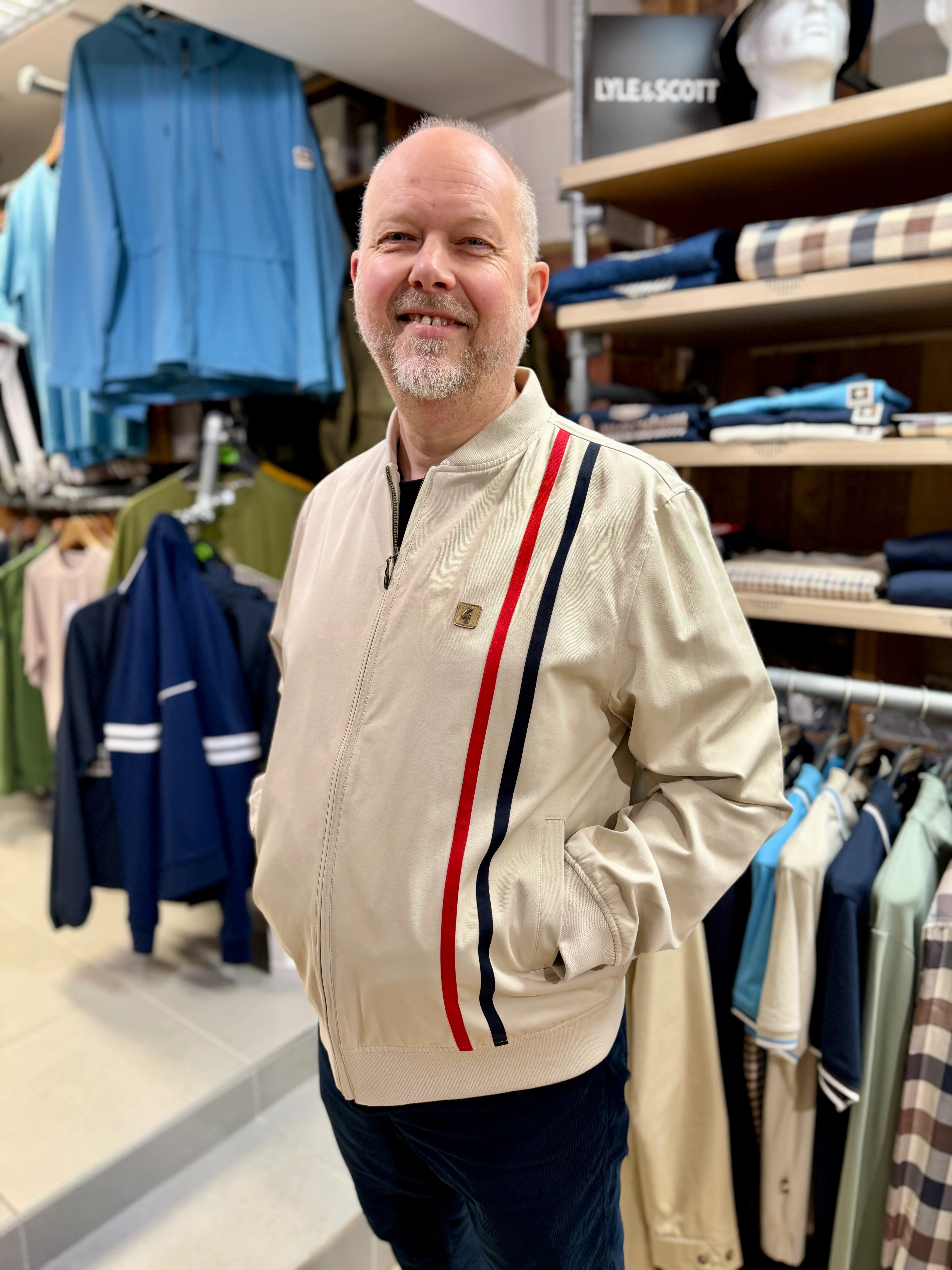Gabicci Vintage Griffin Bomber Jacket - Cream (Limited Edition) - Image 2