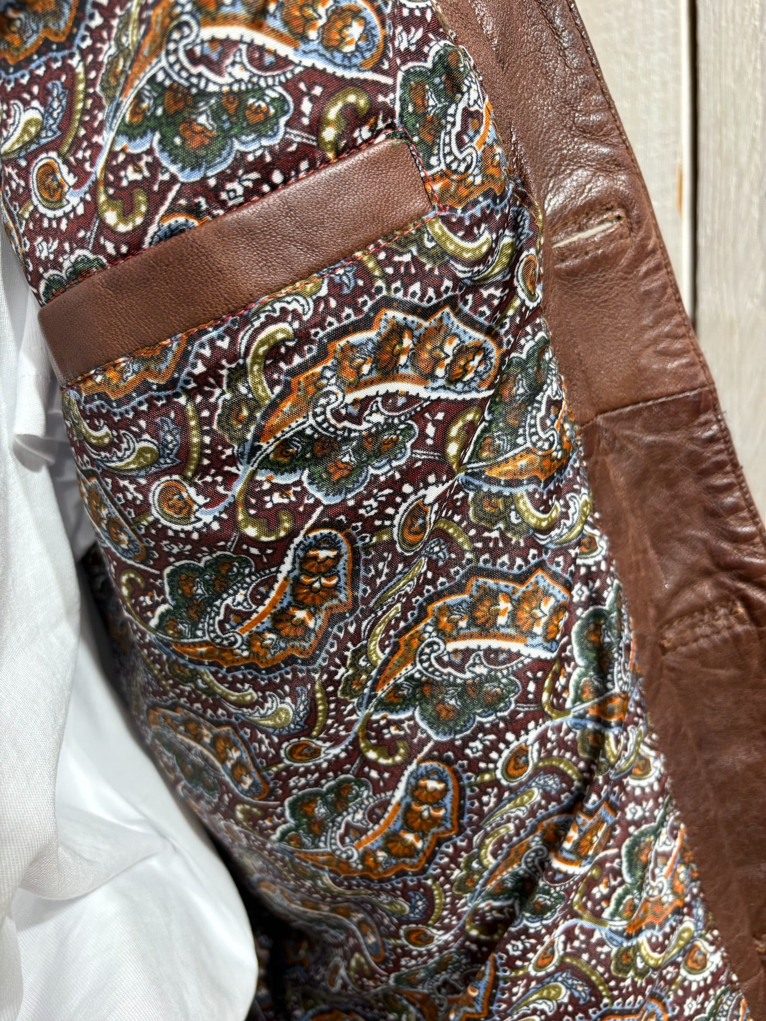 Gabicci Vintage Sam Button-Up Leather Jacket - Brown (Paisley Lining) - Image 8