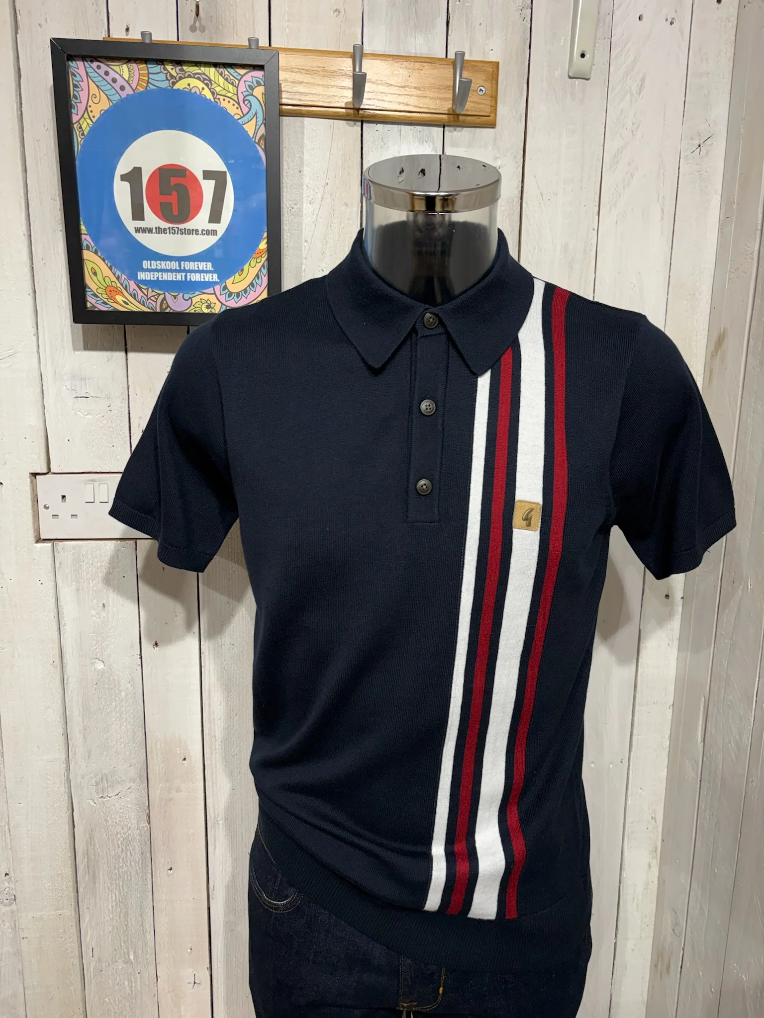 Gabicci Vintage Soda Short Sleeve Knit - Navy SS26