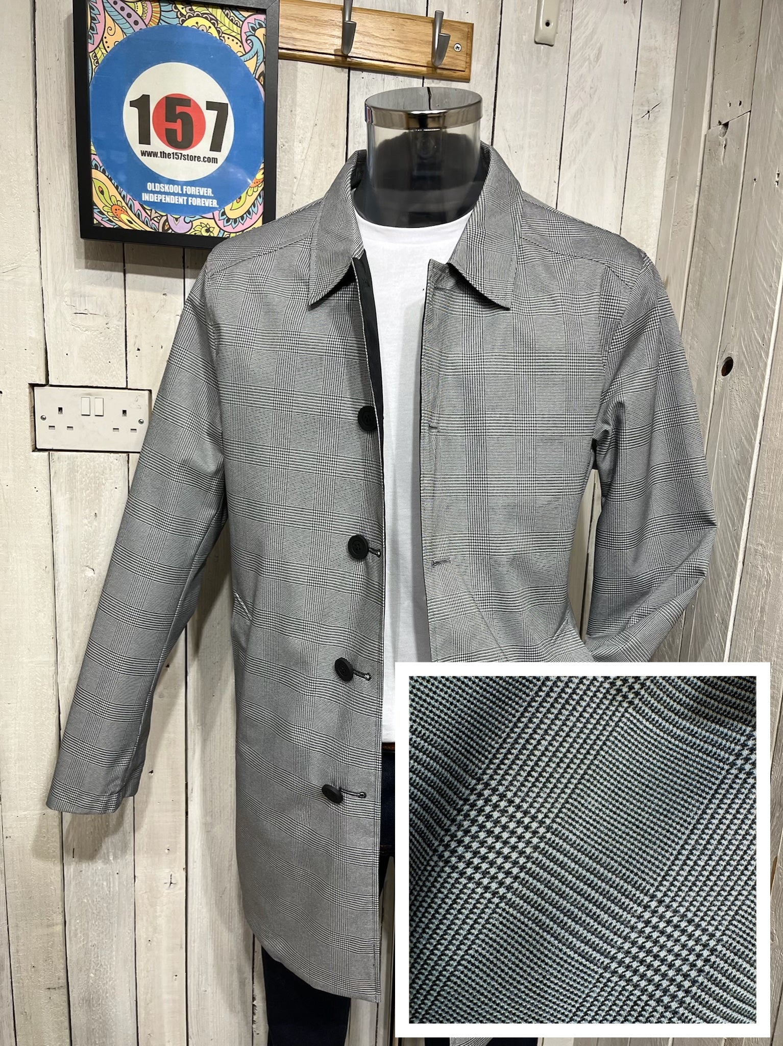 Guards of London Reversible Mac - Prince of Wales Check (100% Water Repellent)