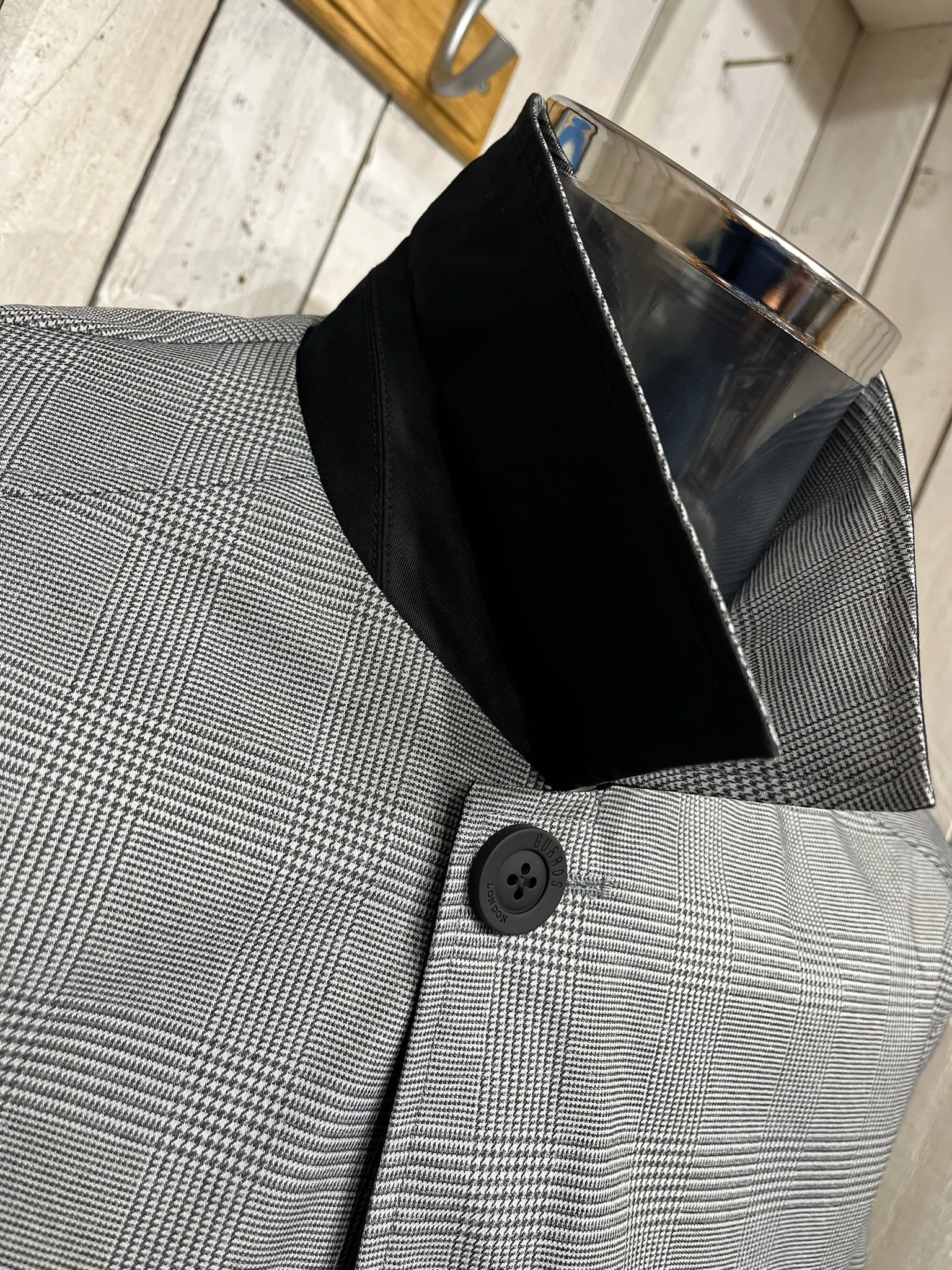 Guards of London Reversible Mac - Prince of Wales Check (100% Water Repellent) - Image 3