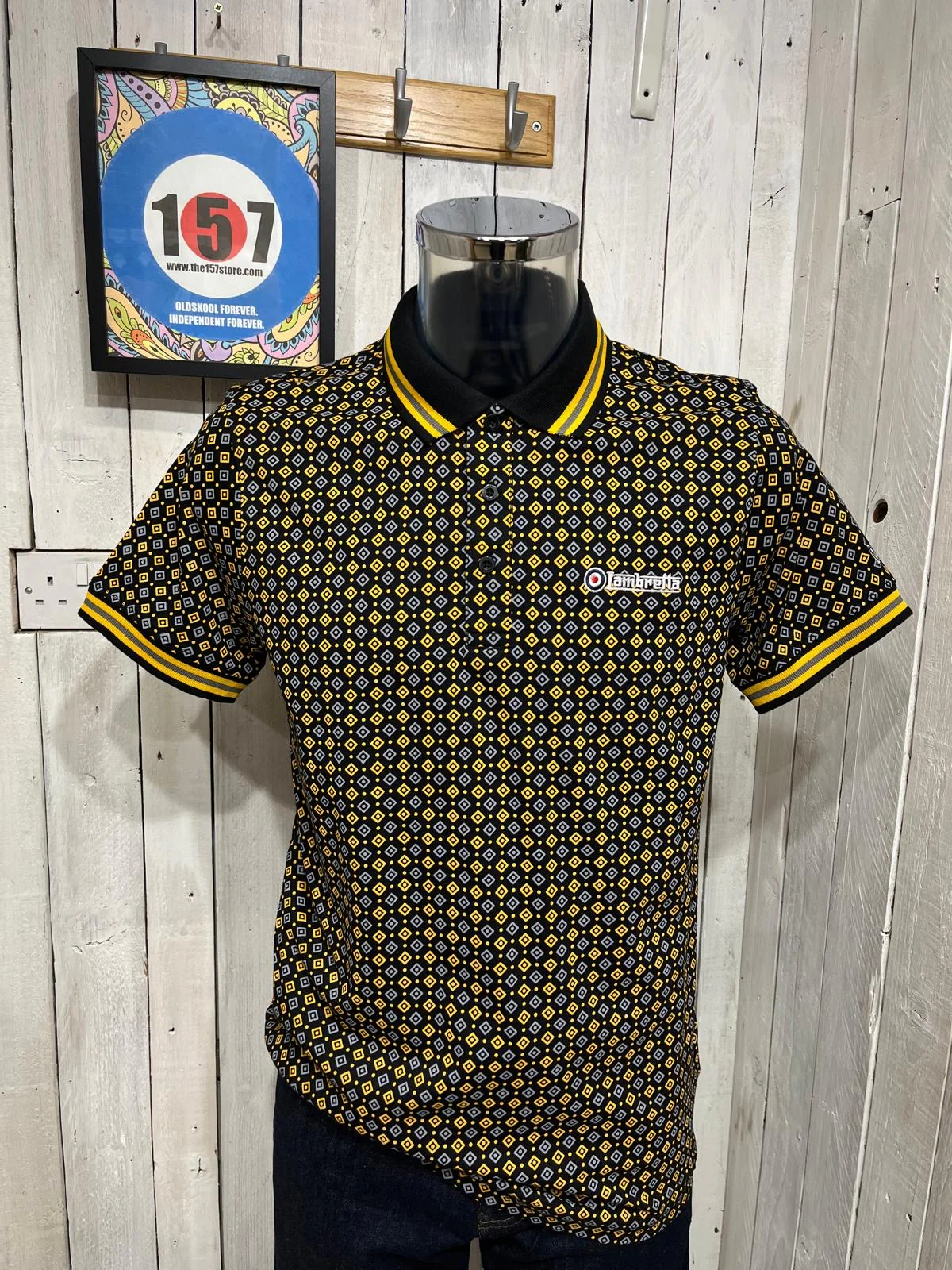 Lambretta Diamond Geo Polo - Black Gold - Image 2