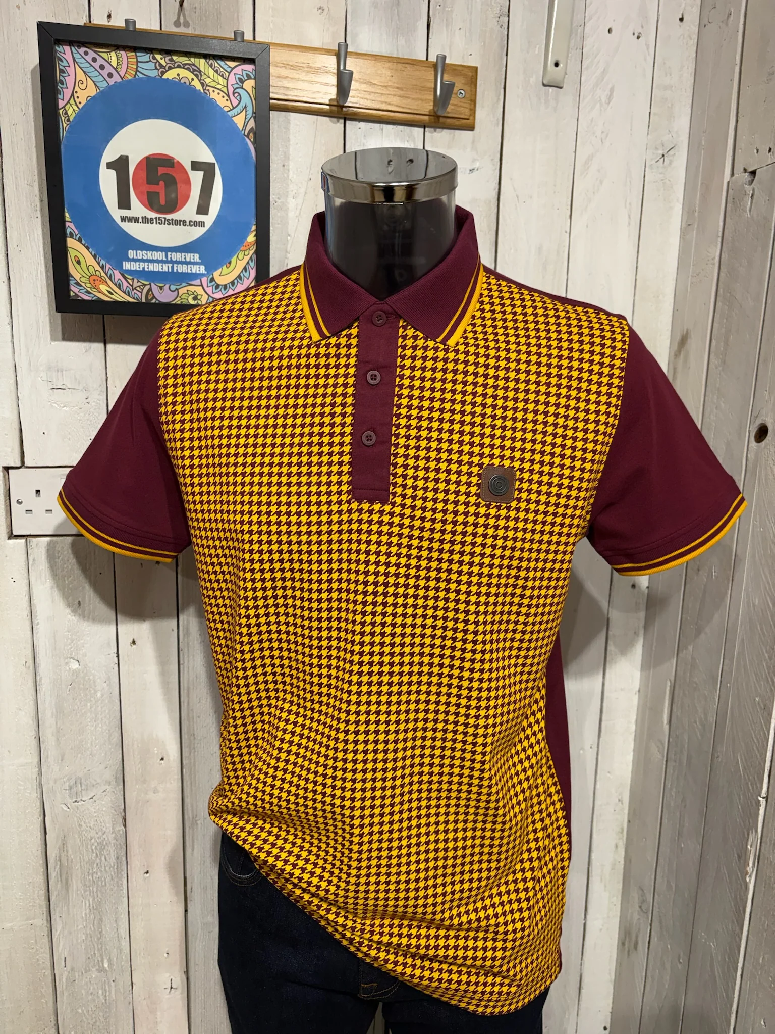 Lambretta Houndstooth Polo - Burgundy / Gold