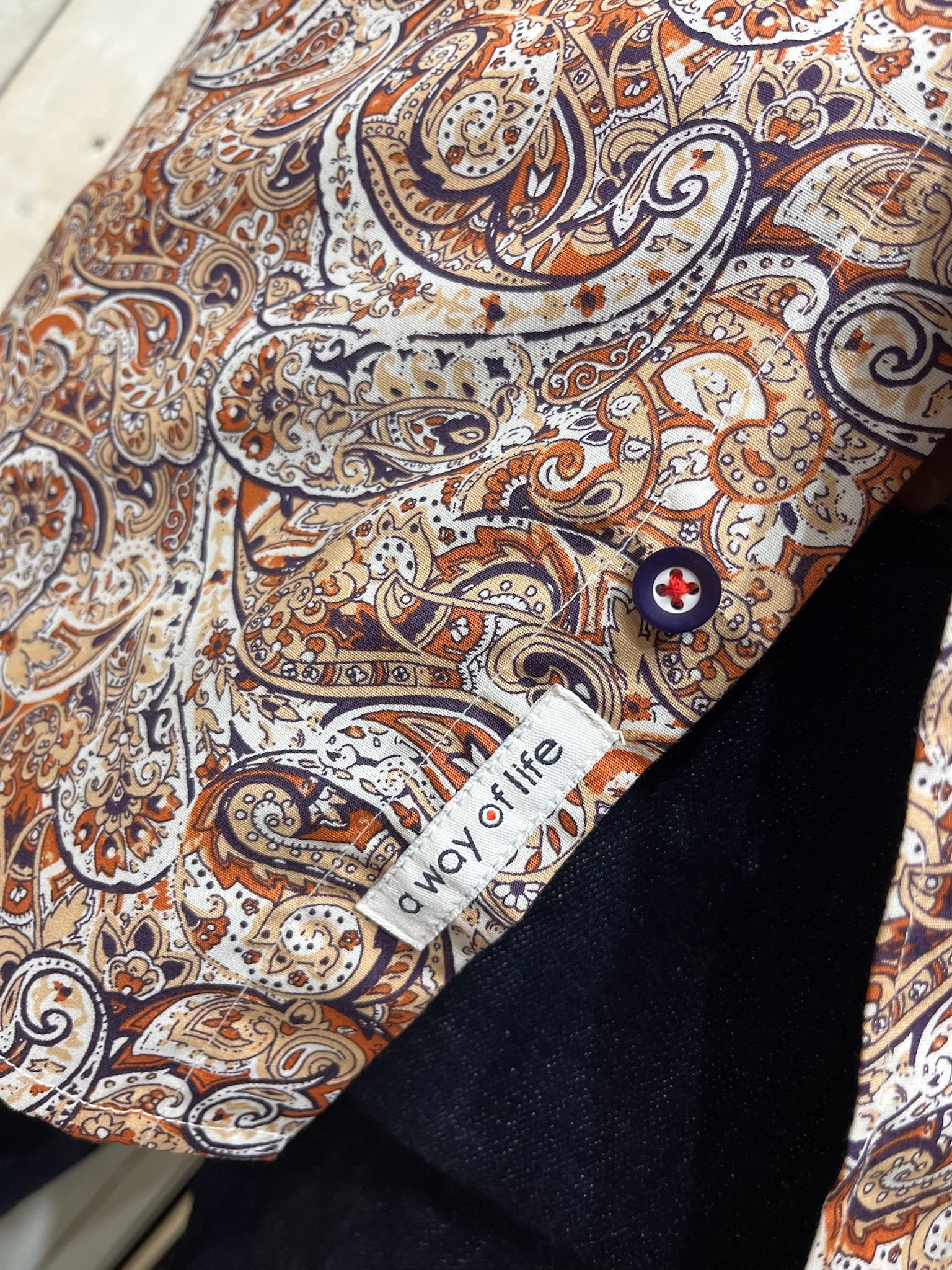 Lambretta Short Sleeve Paisley Shirt - Rust / White - Image 4