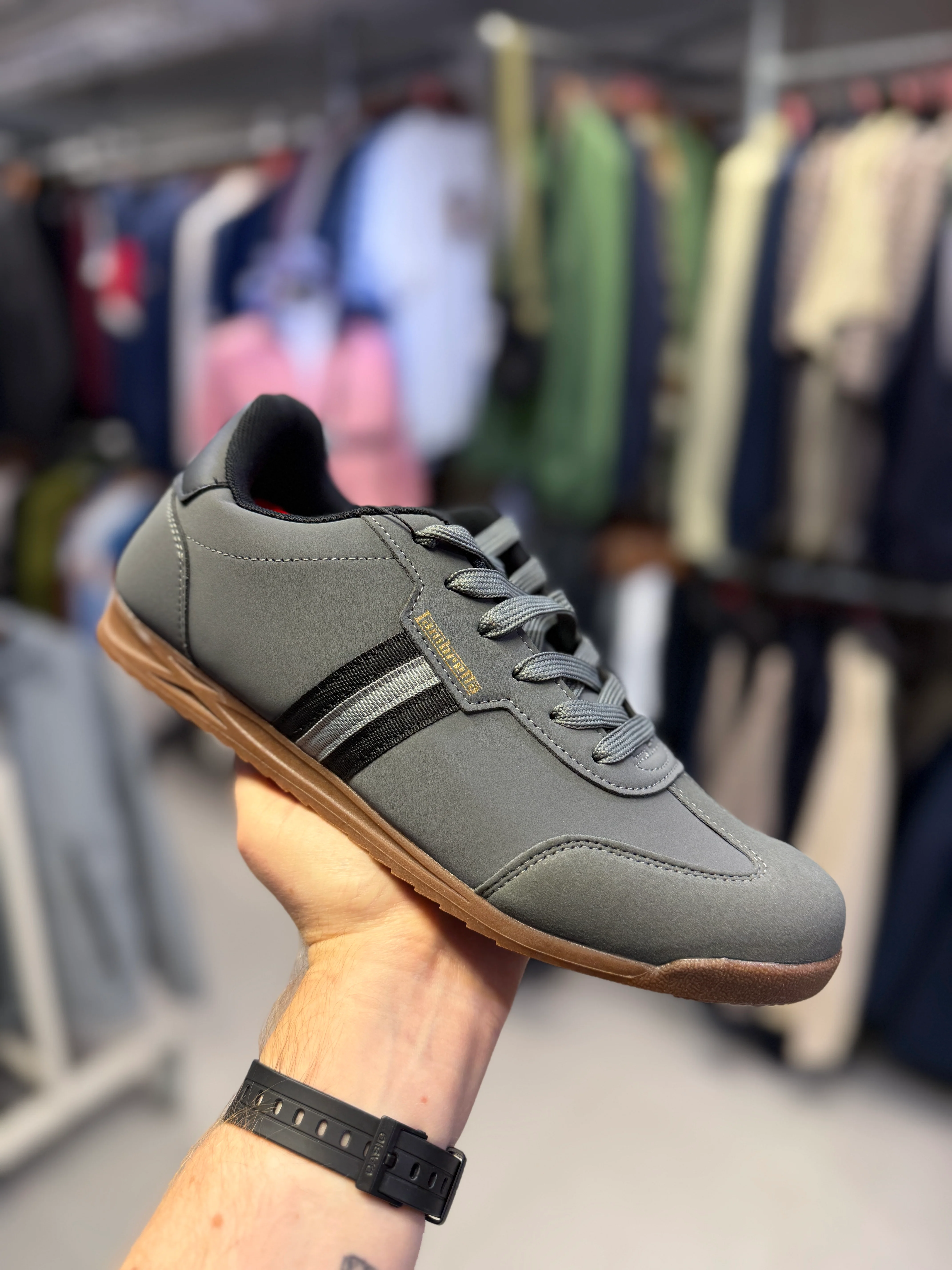 Lambretta Tackle Trainers - Charcoal / Black