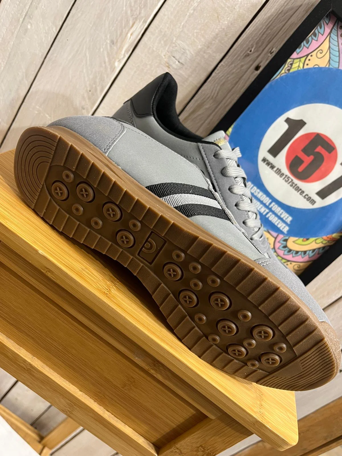 Lambretta Tackle Trainers - Charcoal / Black - Image 2