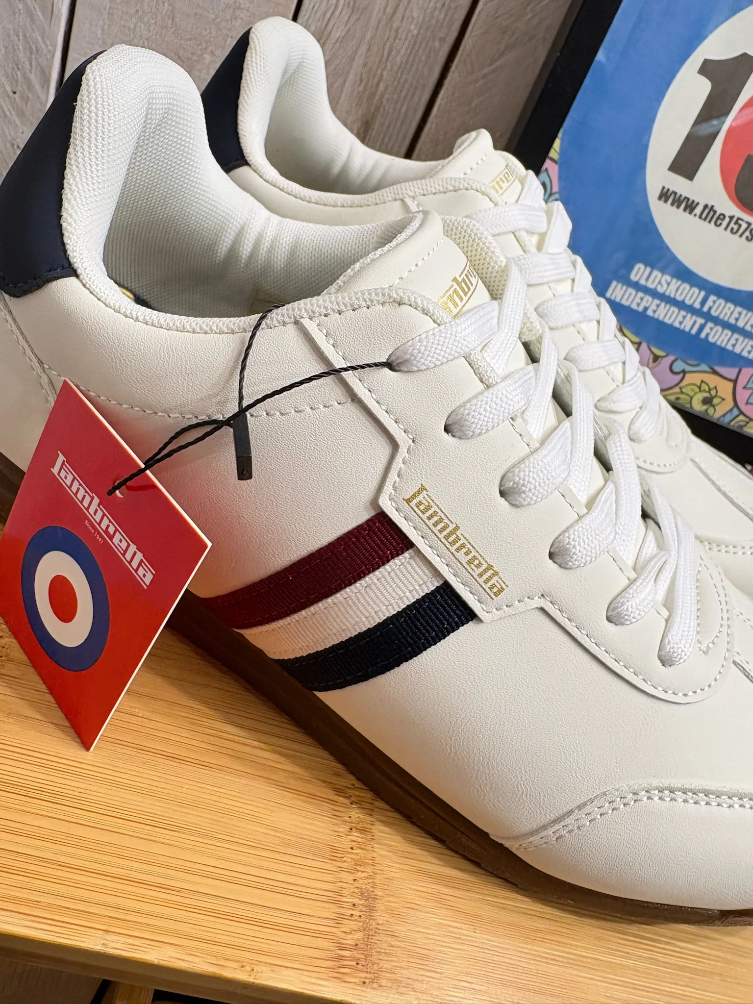 Lambretta Tackle Trainers - White / Navy - Image 2