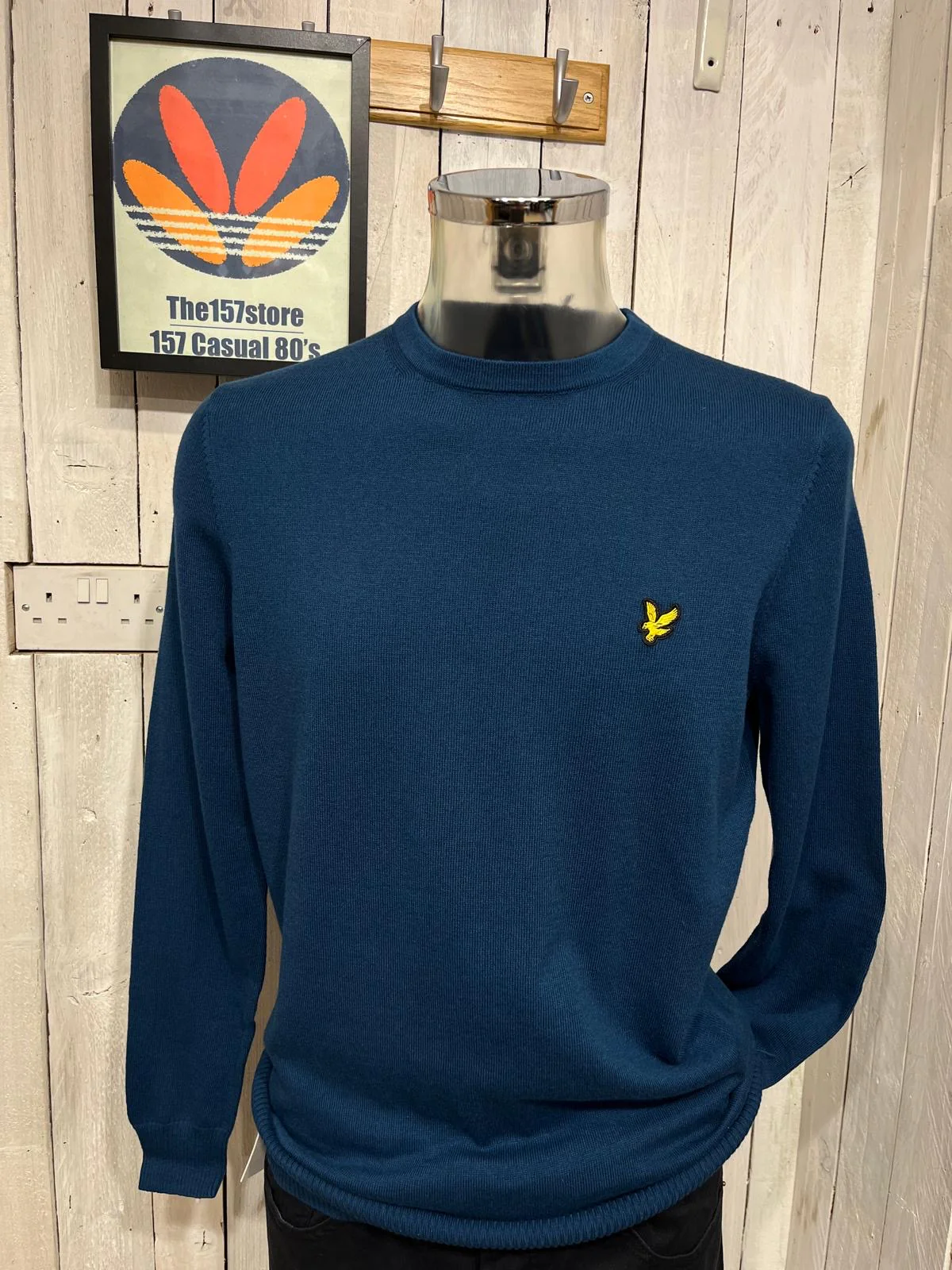 Lyle & Scott Merino Knit Jumper - Apres Navy - Image 2