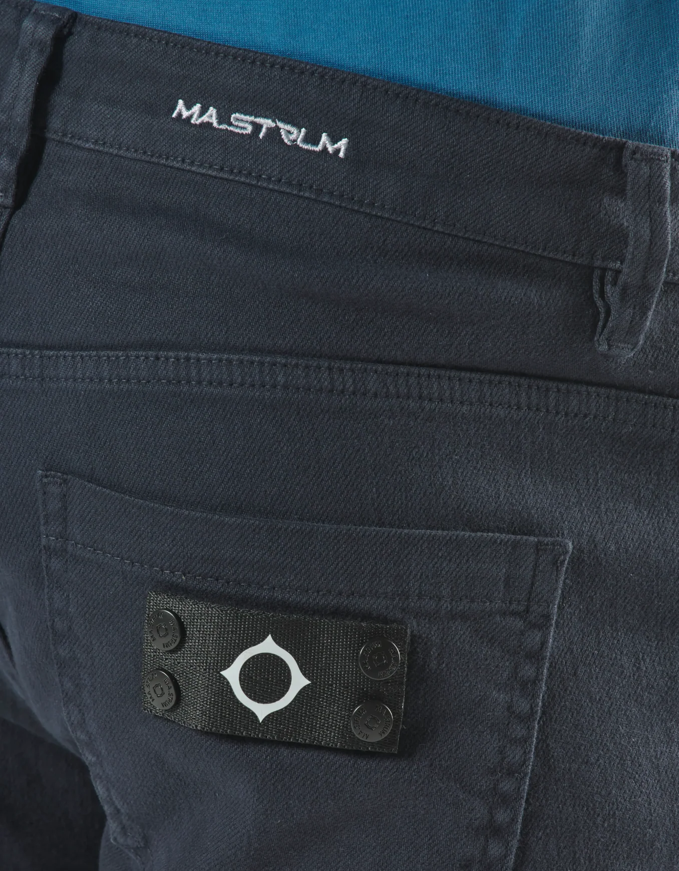 MA. STRUM Vanguard 5-Pocket Jeans - Navy - Image 4