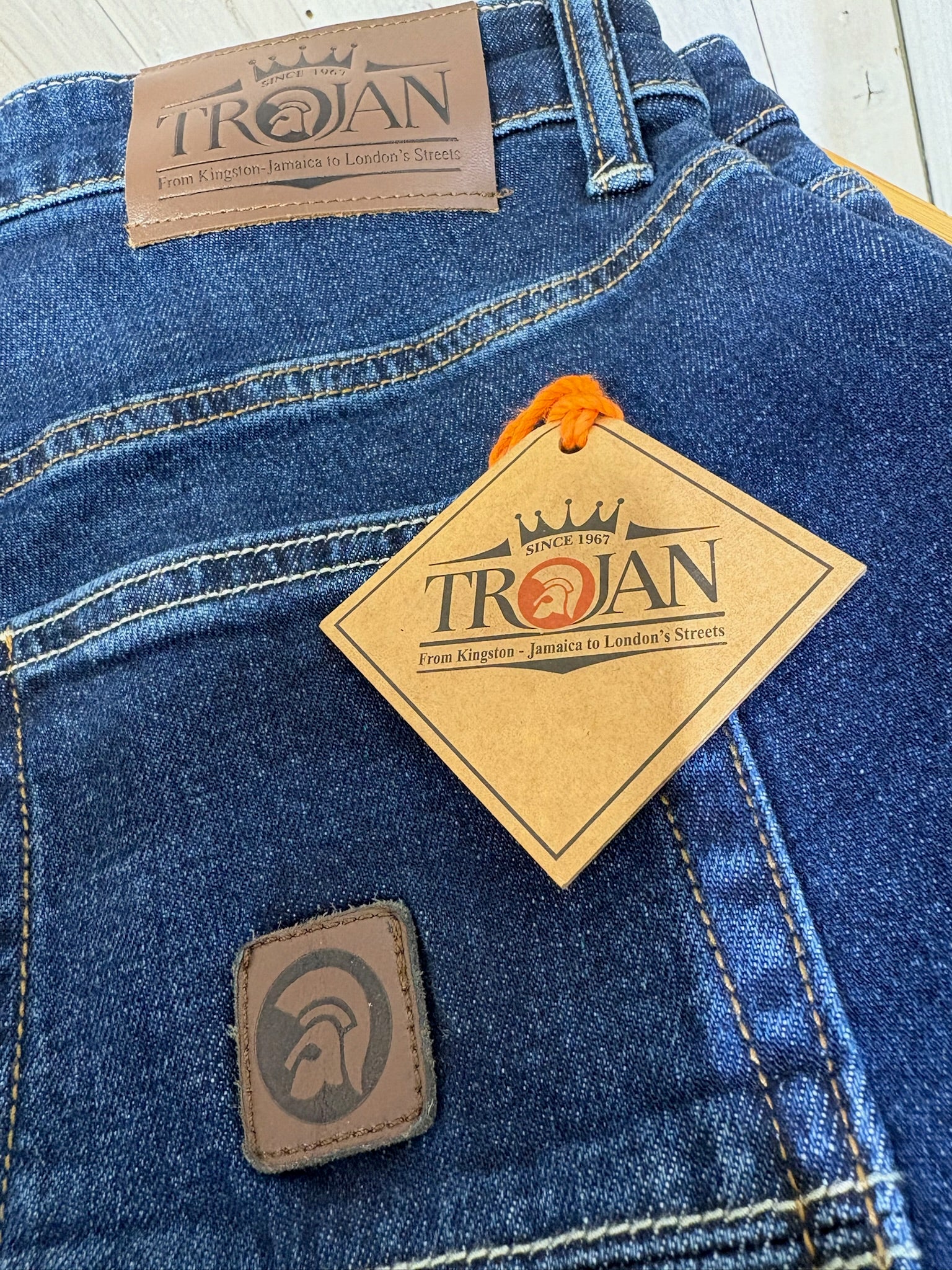 Trojan Zip Stretch Straight Leg Jeans - Mid Wash - Image 8