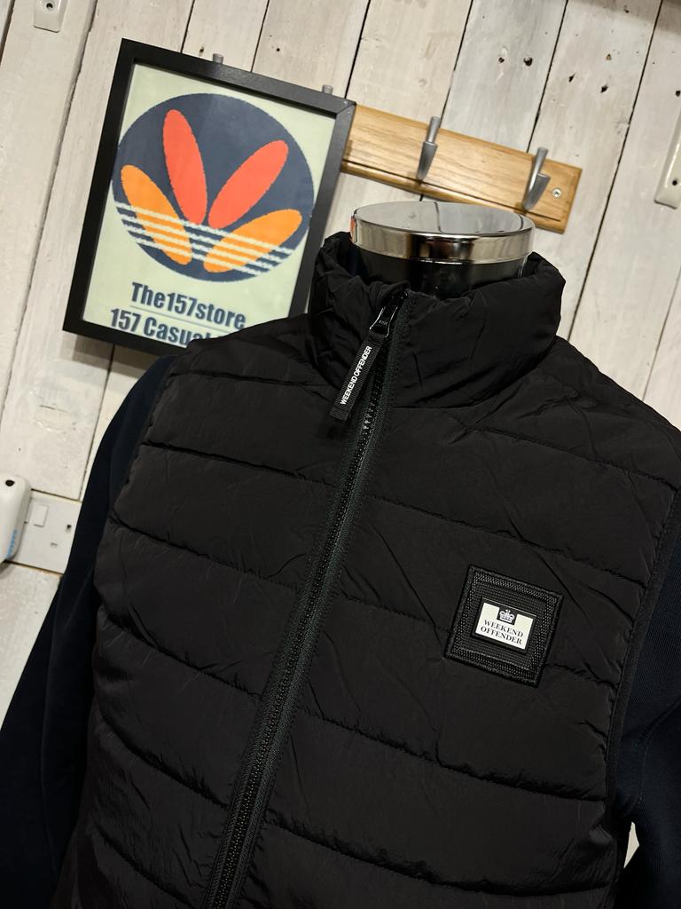 Weekend Offender Gacha Gilet - Black - Image 4