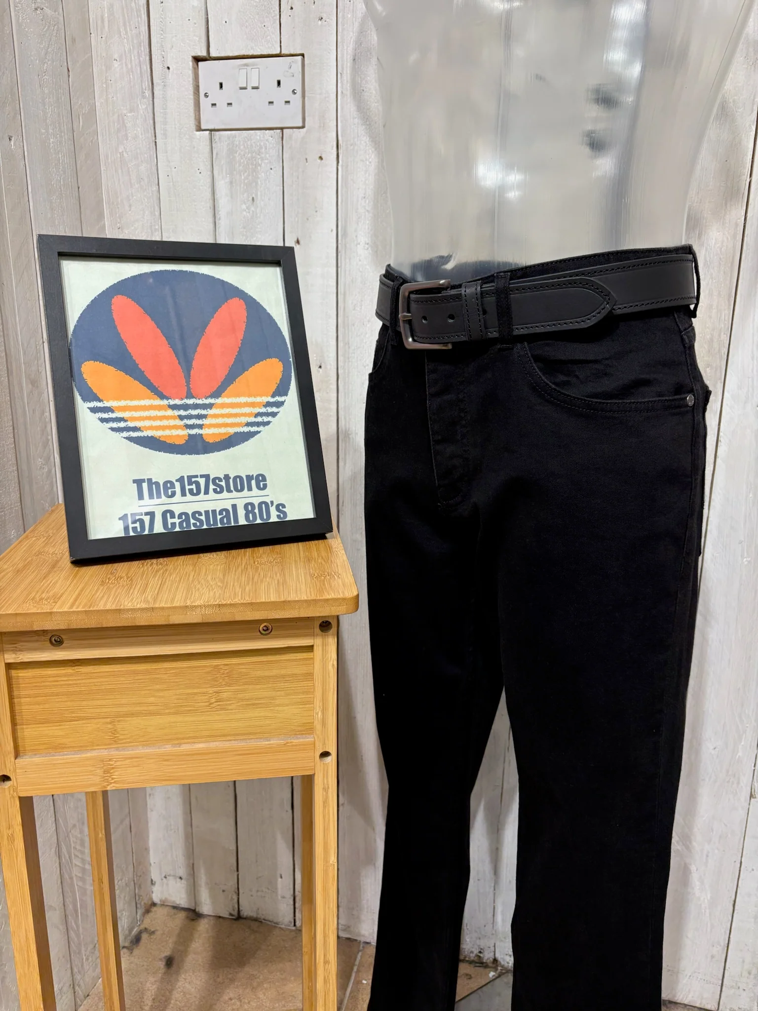 Weekend Offender Tapered Fit Jeans - Black - Image 2