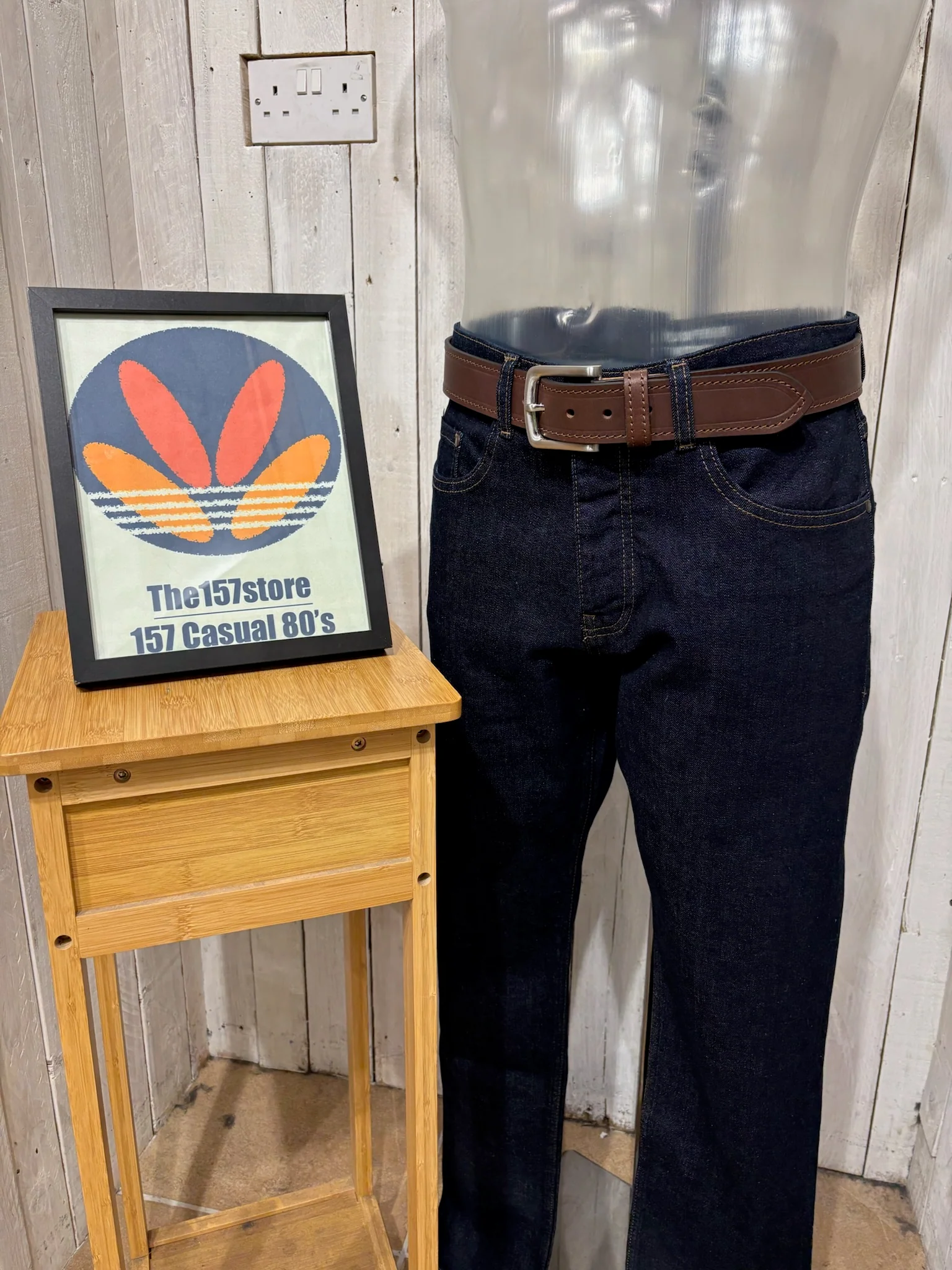 Weekend Offender Tapered Fit Jeans - Dark Rinsed - Image 2