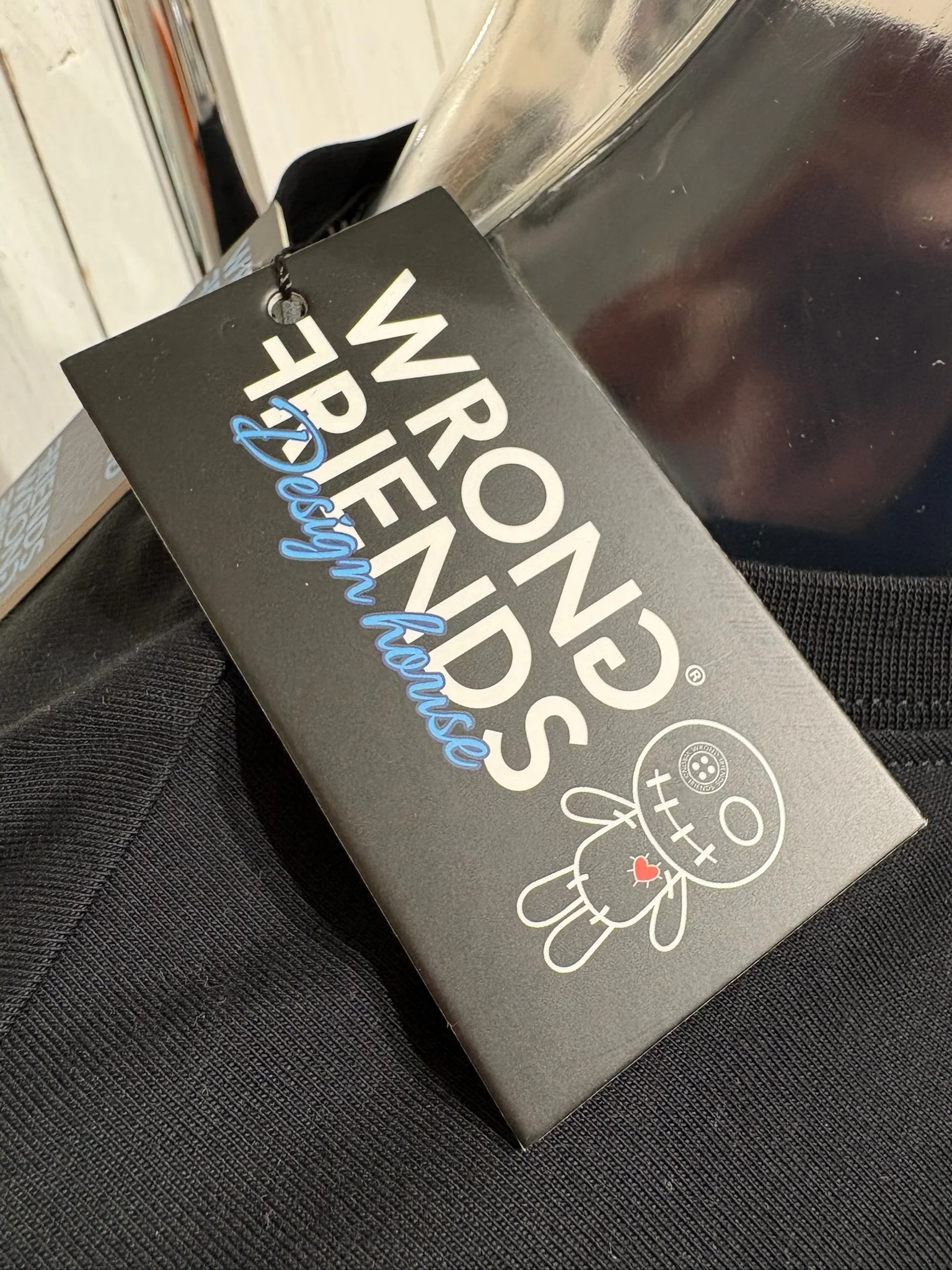 Wrong Friends Zamora Tee - Black - Image 5